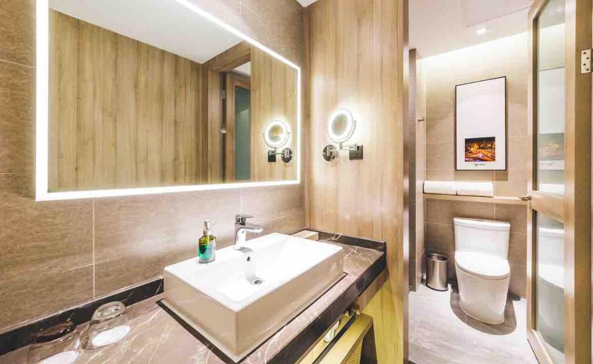 Atour Hongqiao National Exhibition Center Wuzhong Road Hotel 4*